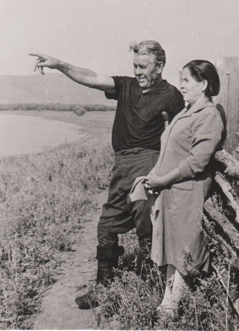 Peshkovi Dmitrii Pavlovich and Anisya Romanovna