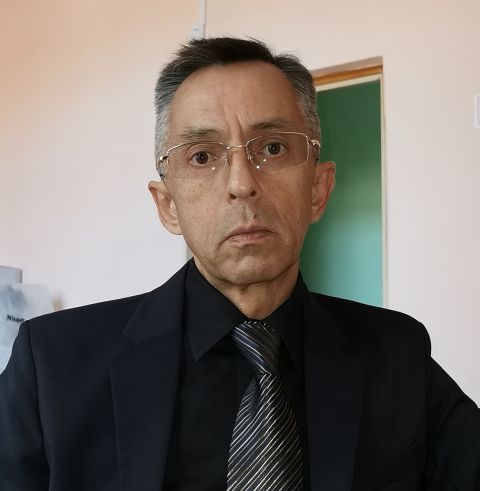 Professor A Gunin